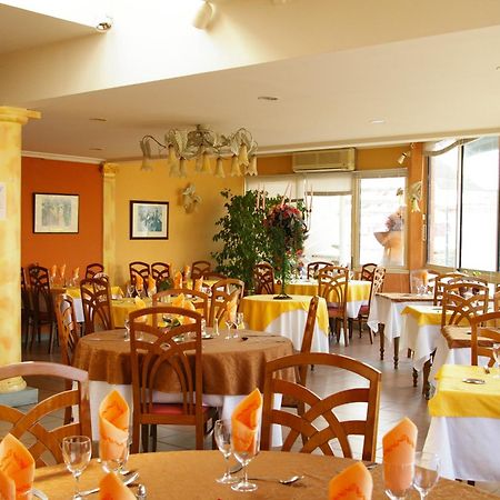 Hotel Le Roi Gourmand Памие Екстериор снимка
